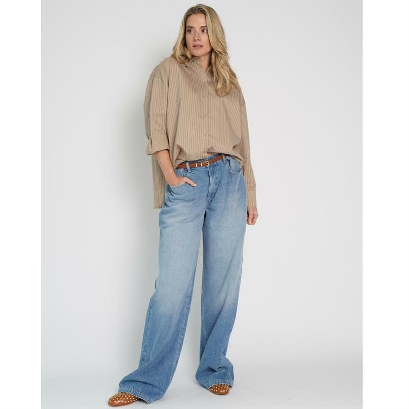 Est&#39;Seven Arienne button back Beige