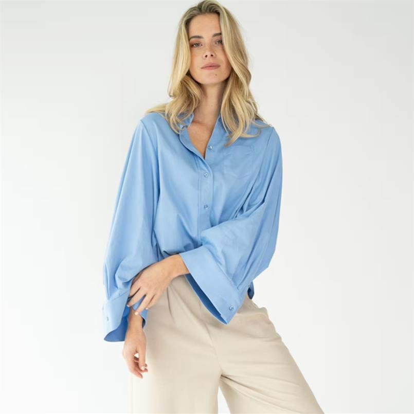 Est&#39;Seven Benthe blouse Lichtblauw