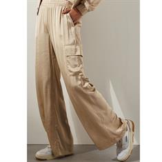 Tramontana Hammered-satin trousers Zand