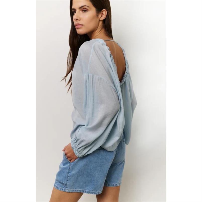 Yaya Crinkle top with low back Lichtblauw